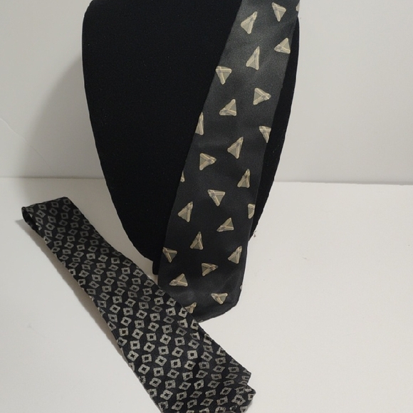 Giorgio Armani Vintage Silk Ties Set Of 2 - Picture 1 of 6